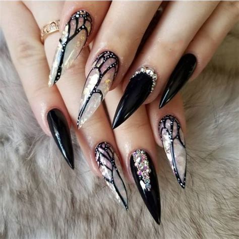 Best Black Stiletto Nails Designs For Your Halloween – OSTTY