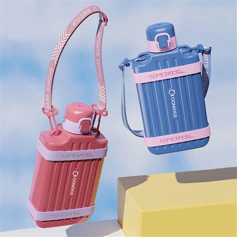 Buy Wholesale China 4 Kinds Fashionable Color Plastic Water Bottle With ...