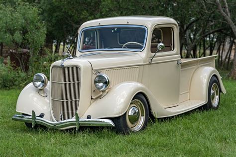 1936 Ford Pickup | American Muscle CarZ