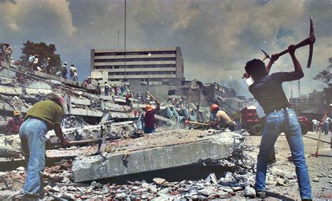 Reflexiones de grandes escritores mexicanos sobre el sismo de 1985 que ...