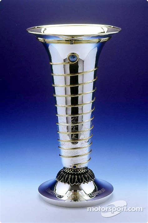 Formula One Drivers World Championship trophy | FORMULA 1 photos | Main gallery | Motorsport.com