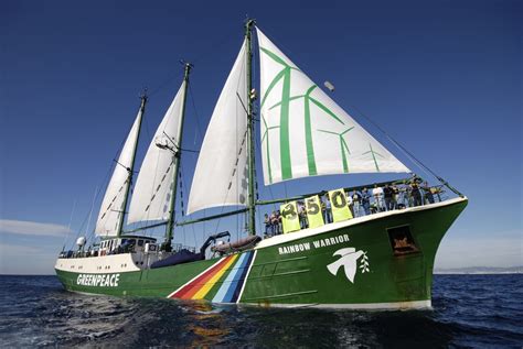 Greenpeace ship Rainbow Warrior docks in Mallorca to battle plastic ...