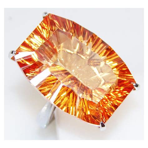 Yellow Topaz | Yellow topaz, Gemology, Topaz