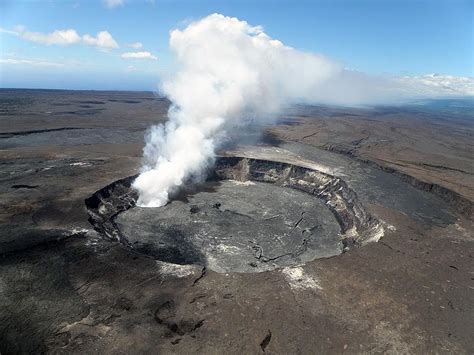 Hawaiian Volcano Observatory, Big Island, United States Tourist Information