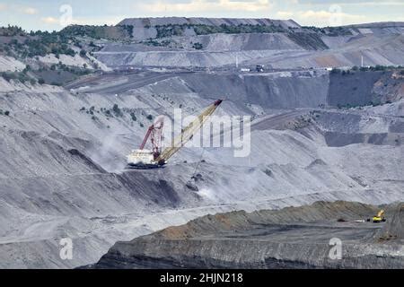 Massive dragline operating in the open cut coal mine Dawson Mine near ...