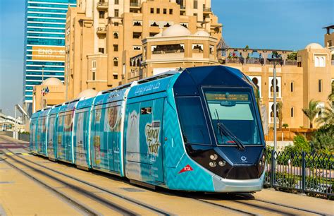 Dubai Palm Jumeirah Monorail Train Stock Photos Dubai Palm Jumeirah ...