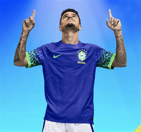 B/R Football on Twitter: "Brazil’s home and away kits for the 2022 World Cup 🇧🇷 https://t.co ...