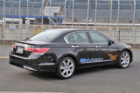 Revolution on Wheels: Honda’s New Hybrid SH-AWD System - The Detroit Bureau