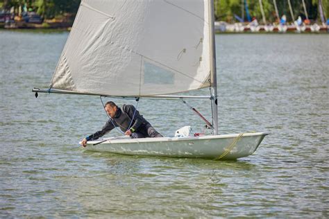 Types of Sailboats: Dive into the World of Sailboats