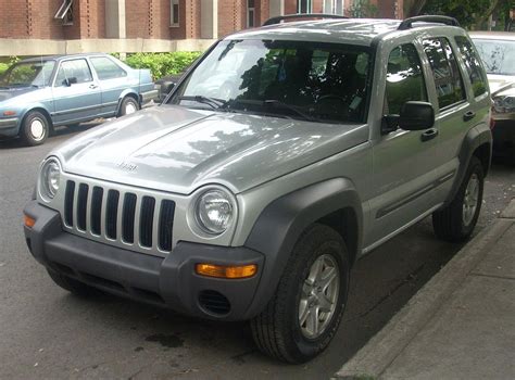 2004 Jeep Liberty Sport - 4dr SUV 3.7L V6 4x4 auto