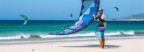 Kitesurf holidays in Tarifa - Kiteschool directly at the spot