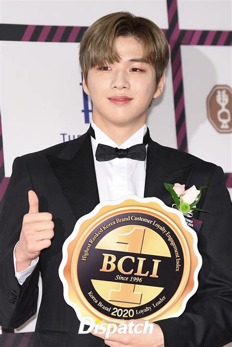 Just 13 Photos Of Kang Daniel In A Tuxedo At The 2020 Brand Customer Loyalty Awards To Make You ...