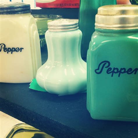 Liven up your kitchen with these cute #vintage salt and pepper shakers in white, mint and green ...
