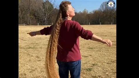 Tennessee Woman Set Record for World’s Longest Mullet | 102.9 The Buzz