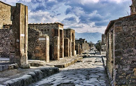 Visiting Pompeii, Herculaneum & Mount Vesuvius from Rome