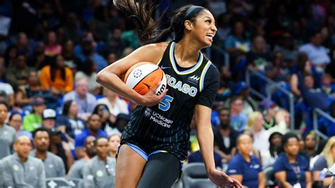 Angel Reese embracing patience, growth in rookie WNBA season - ESPN