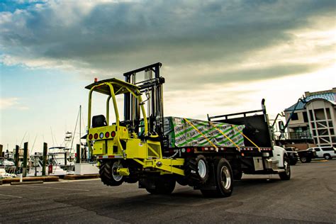 Lightest, fastest, versatile truck-mounted forklift | Donkey Forklifts