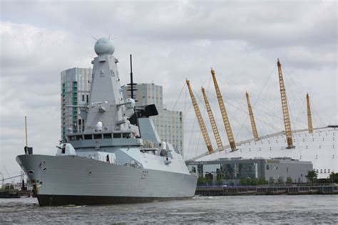 HMS Duncan arrives in London | Royal Navy