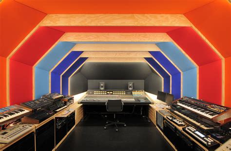 EDC Recording Studio / Fairfax | ArchDaily