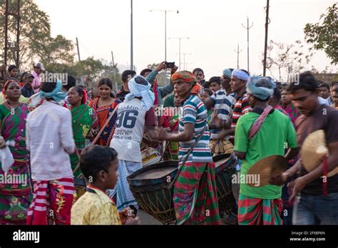 Santal tribal people celebrating an annual gathering. The festival ...