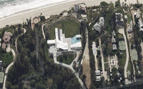 Jay-Z And Beyonce Just Bought The Most Expensive Mansion In US History: A $200 Sprawling Million ...