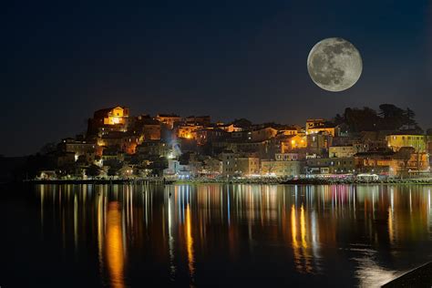 Footbridge, Anguillara Sabazia, Italy