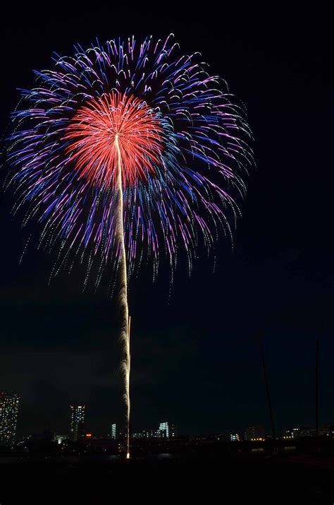 Japan’s Seasonal Traditions: Summer Firework Displays