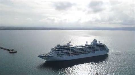 "Sirena" cruise ship brings 636 American tourists to Durrës - Euronews ...