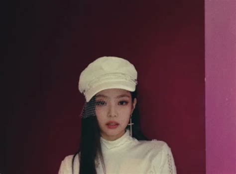 180630 JENNIE INSTAGRAM UPDATE | kpopping