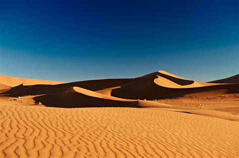 Focus: How to photograph the desert - a beginner's guide