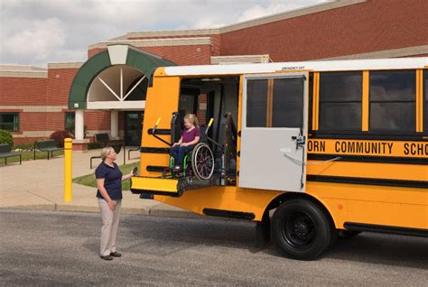 Your Guide to School Bus Wheelchair Lift Safety | BraunAbility