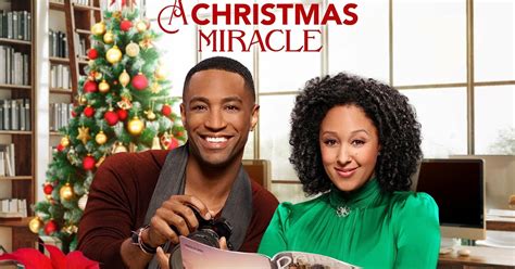 Hallmark's A Christmas Miracle: A Story About Doing the Right Thing