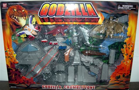 Godzilla Crumble Zone Figures Playset Bandai