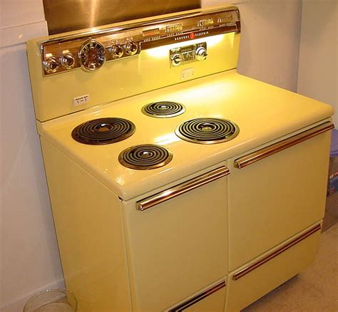 Retro Yellow Kitchen Appliances Grandelogeuniedumaroc