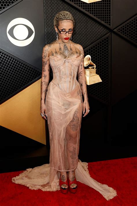 Los looks más arriesgados de la alfombra roja de los Grammy 2024