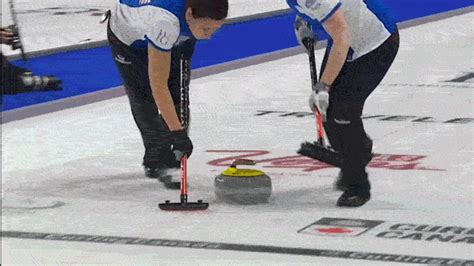 Curling Canada | Here’s what you need to know about sweeping in 2016