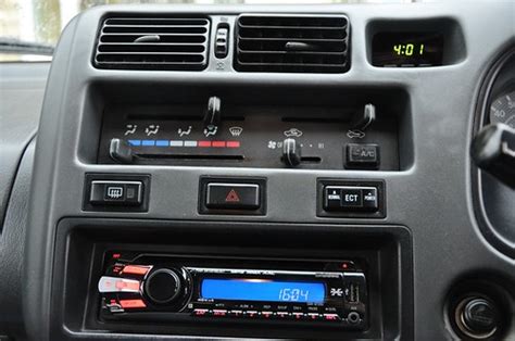 Toyota RAV4 2.0i interior | A 1998 Toyota RAV4 2.0i These ar… | Flickr