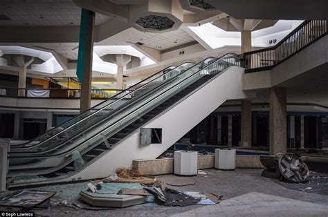 Inside abandoned malls that were once beacon of American Dream | Daily Mail Online