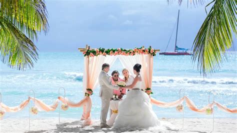 Beach wedding in Dominican republic - YouTube