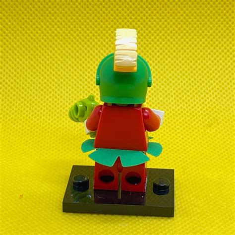 LEGO Looney Tunes Minifigure – Marvin the Martian – Brick Land