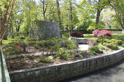 Picture Of The Lourdes Grotto At The College Of Mount Sain… | Flickr