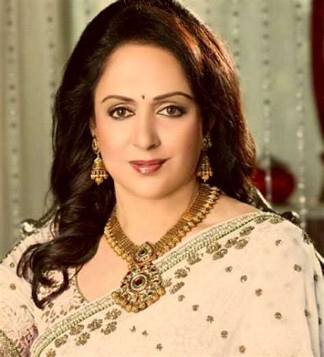 Hema Malini Age, Husband, Children, Family, Biography » StarsUnfolded