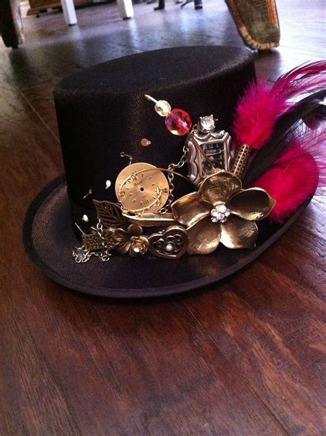 DIY Steampunk hat; like the flowers painted metallic gold | Steampunk ...