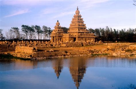 Indian Travel: Mahabalipuram Temple