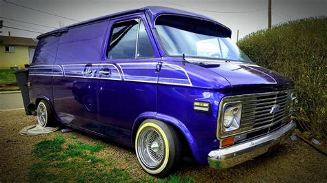 Pin by Jarmo Nuutre on Kustoms, hotrods & lowriders | Chevy astro van, Chevy van, Old school vans