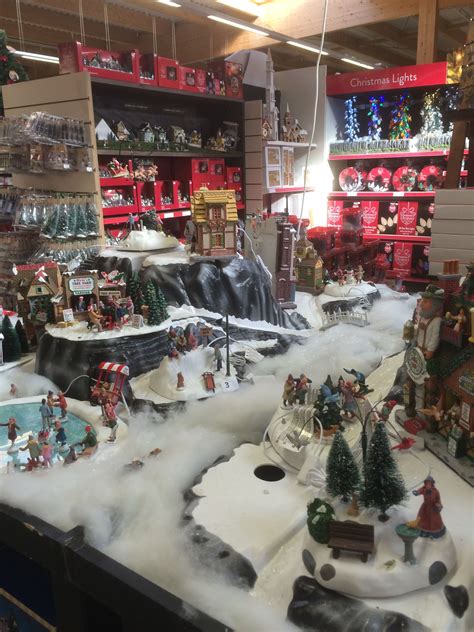 Dobbies - Peterborough - Christmas 2014 - Layout - Landscape - Lifestyle - Visual Merchandising ...