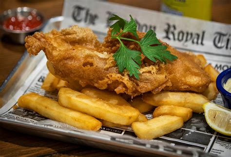 New fish and chips restaurant in Richardson is reeling in fans of British food | Restaurants ...