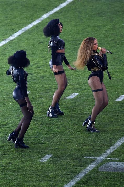 Beyoncé performs Formation at the Super Bowl halftime show and ...