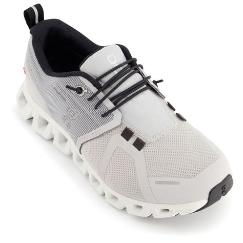 On Cloud 5 Waterproof - Sneaker Dame | Gratis forsendelse | Bergfreunde.dk