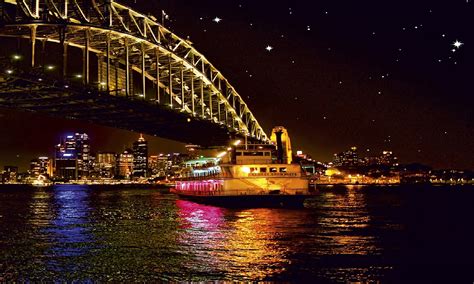 Spectacular Dinner Cruises on Sydney Harbour